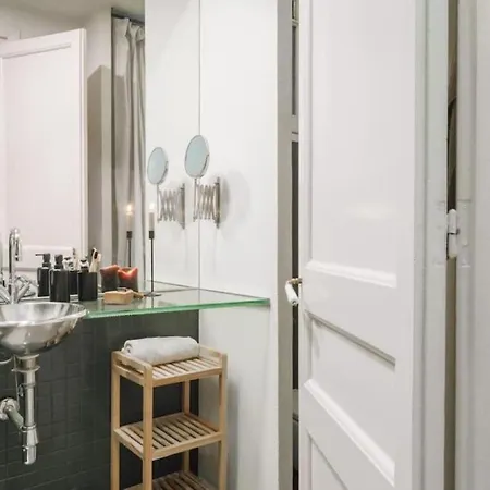 Kakwa - 2 Bedroom And Balcony Eixample Esquerra * 바르셀로나