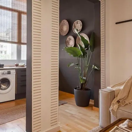 Kakwa - 2 Bedroom And Balcony Eixample Esquerra * 바르셀로나